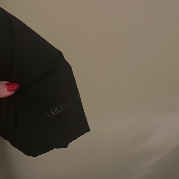 Lululemon Black Puffer Jacket - Picture 3 of 3